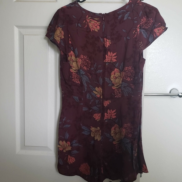 Kimchi Blue maroon faux wrap floral romper - Picture 3 of 5